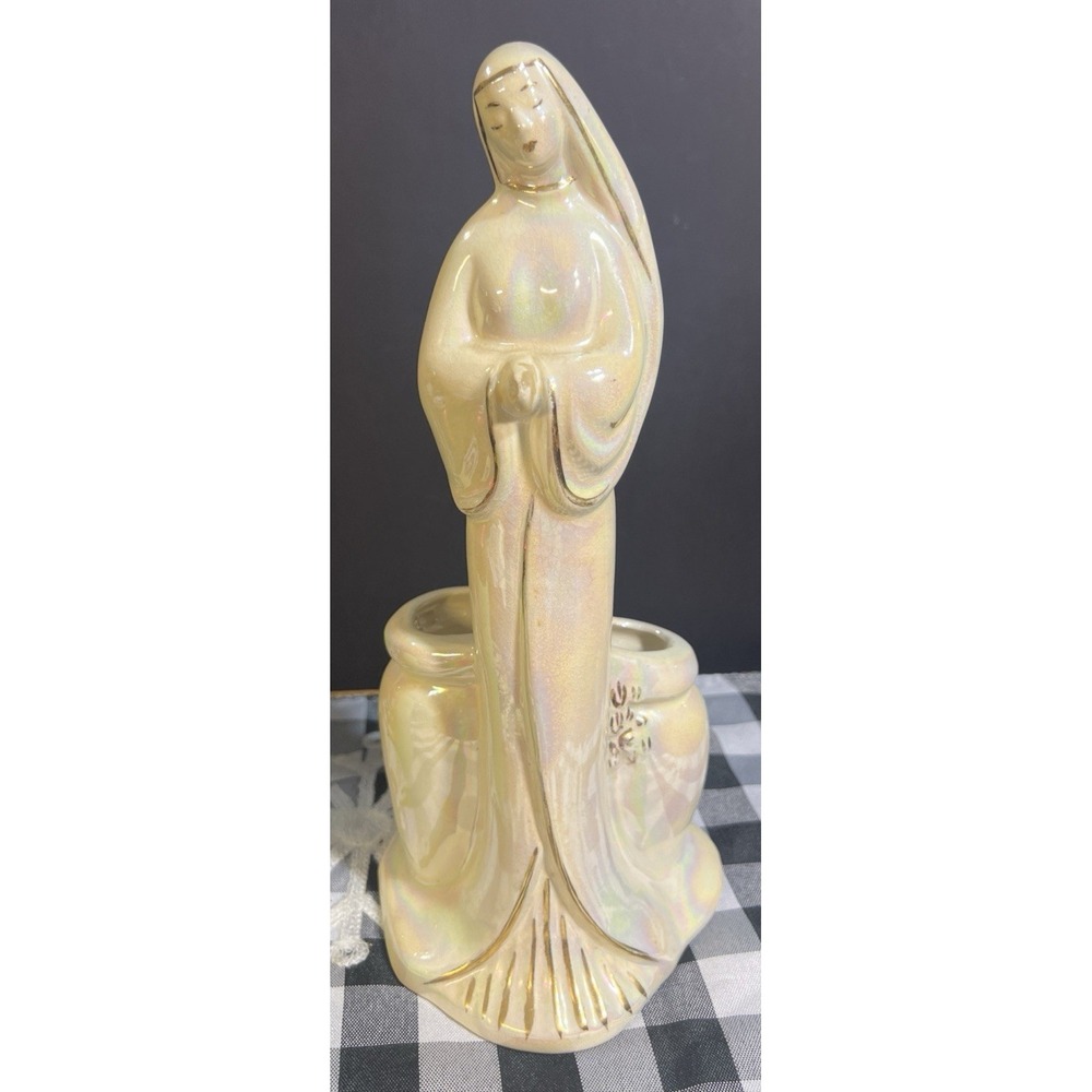 VTG Ceramic Praying Mary Madonna 11.5" Planter Vase Religious Catholic‎ (2135)